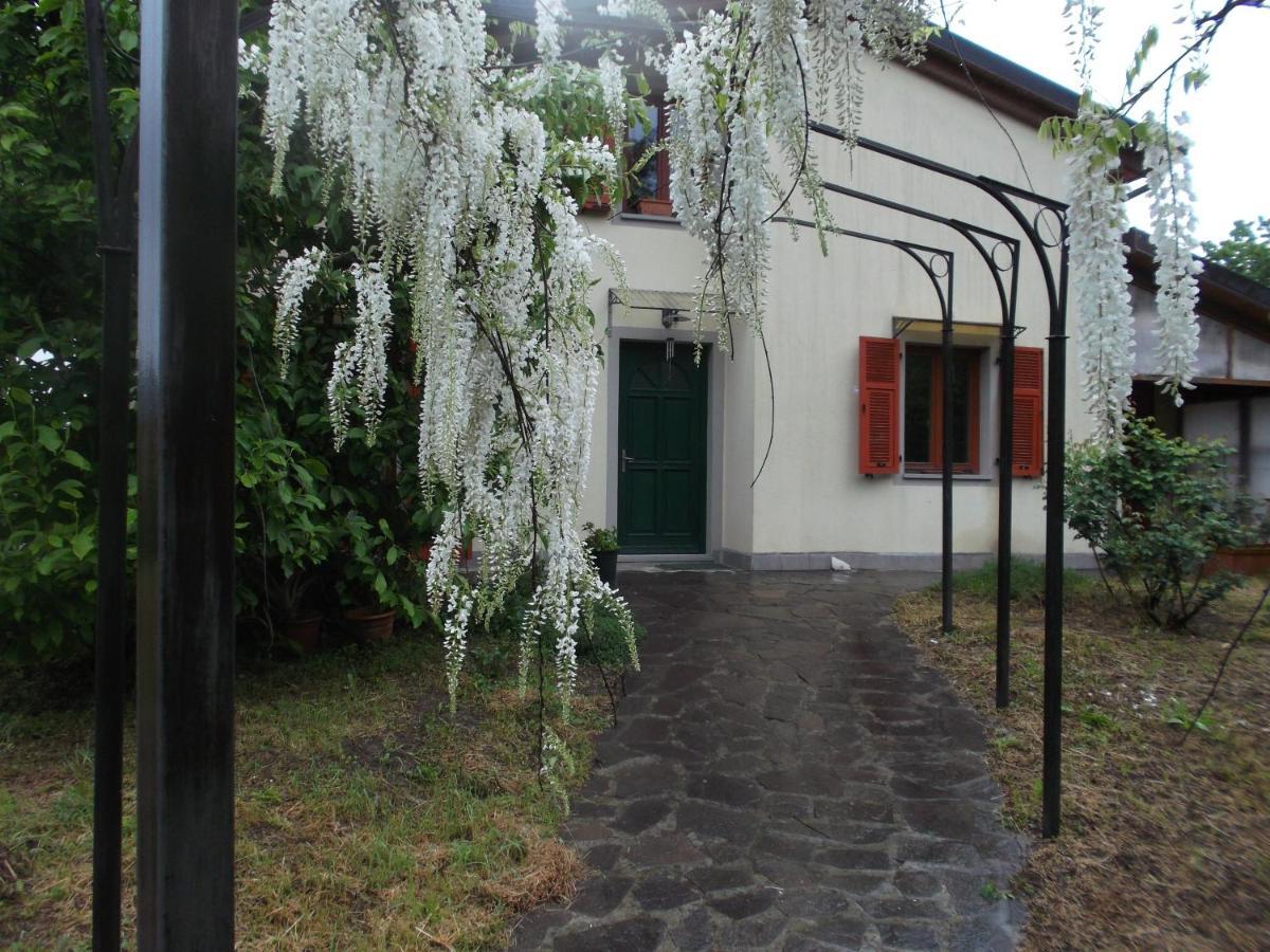 Gingerbread Home Villafranca in Lunigiana Exterior photo